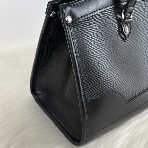 💃AUTHENTIC LOUIS VUITTON EPI MADELEINE PM BLACK TOTE SHOULDER HANDBAG AR4078 - Picture 5 of 14